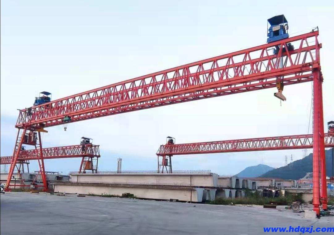 龍門吊起重機的剎車系統(tǒng)如何在惡劣天氣條件下運作？