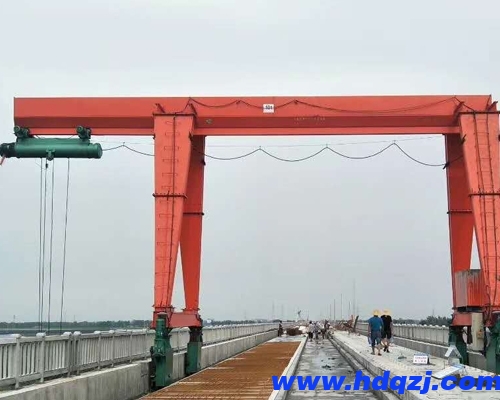 輪胎式起重機在建筑工地中的應用價值是什么？